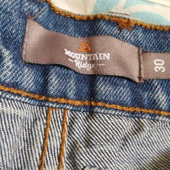 Mountain Ridge Jeans - Picture 3 of 10